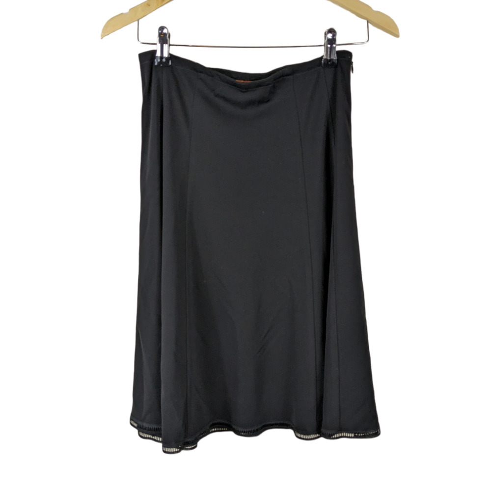 Cynthia Steffe Skirt Small Black Knee Length Gored Flowy Hem Trim Designer